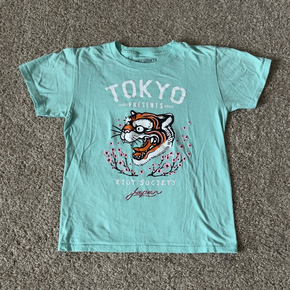 Riot Society Japan Tokyo Boys Short Sleeve T-Shirt tee size Small